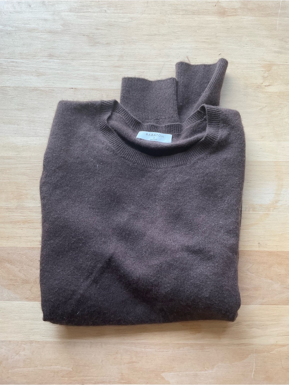 Babaton cashmere crewneck sweater